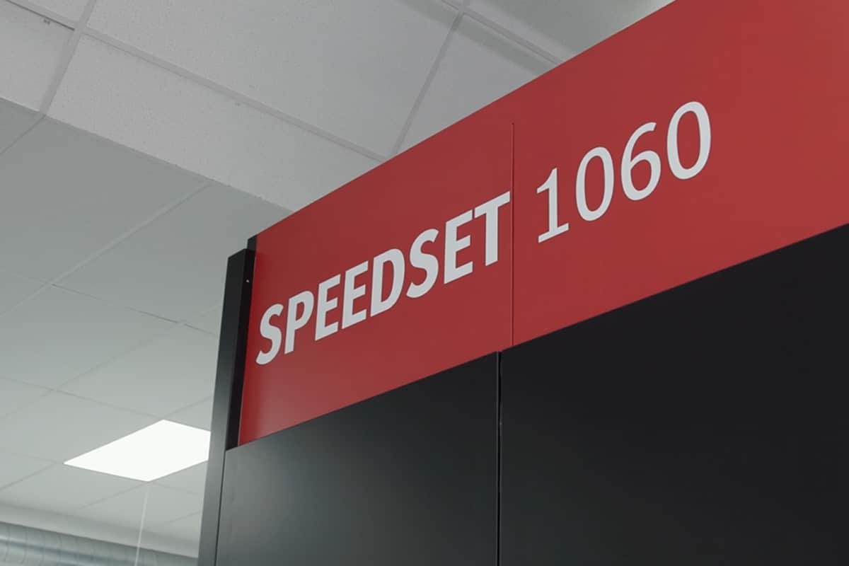 SpeedSet close-up