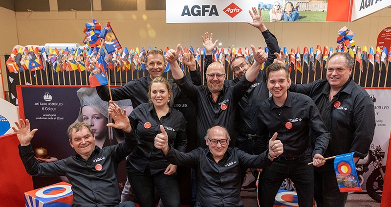 FESPA2022_demo team_800x425