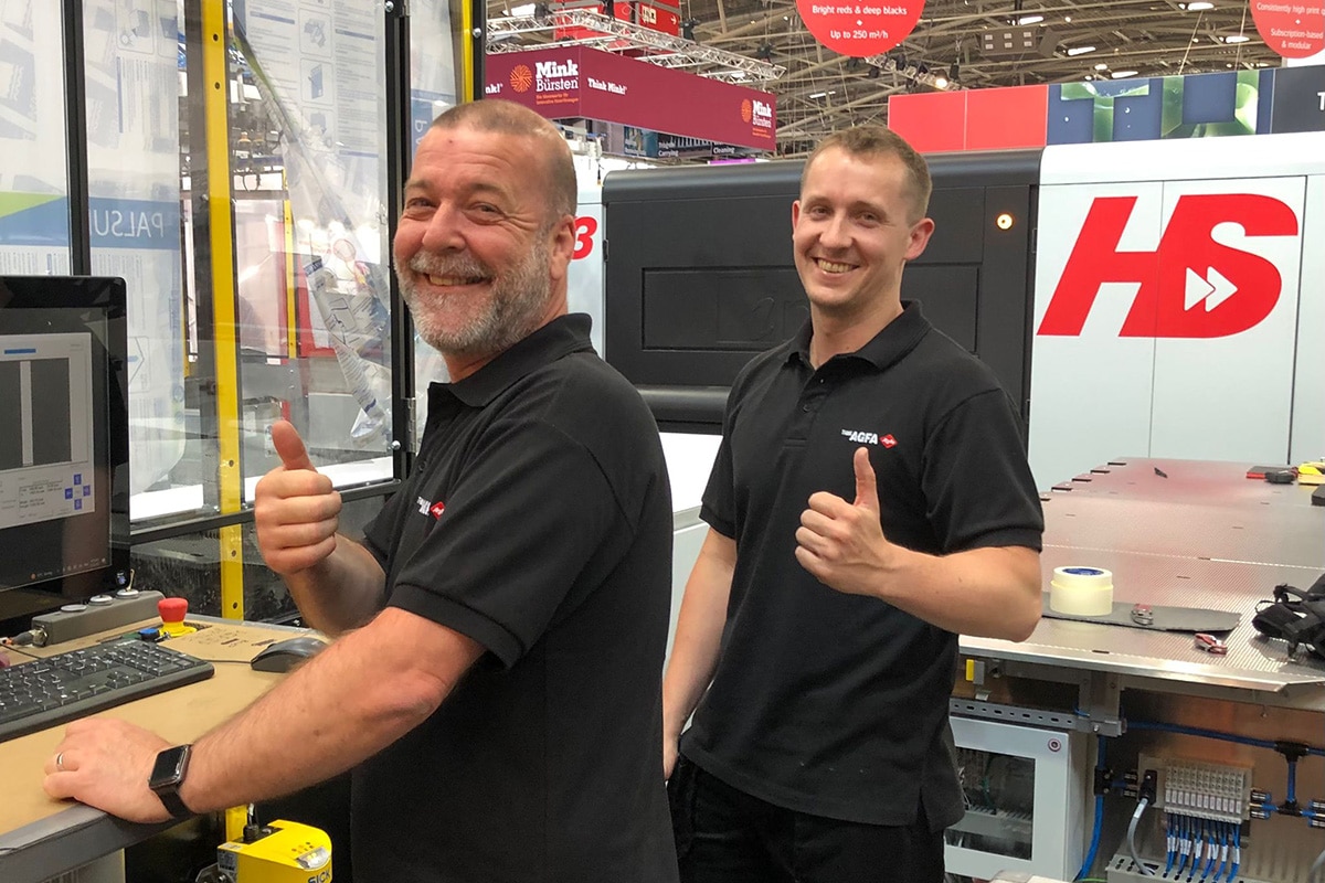 FESPA2023 Build Up0 800×1200