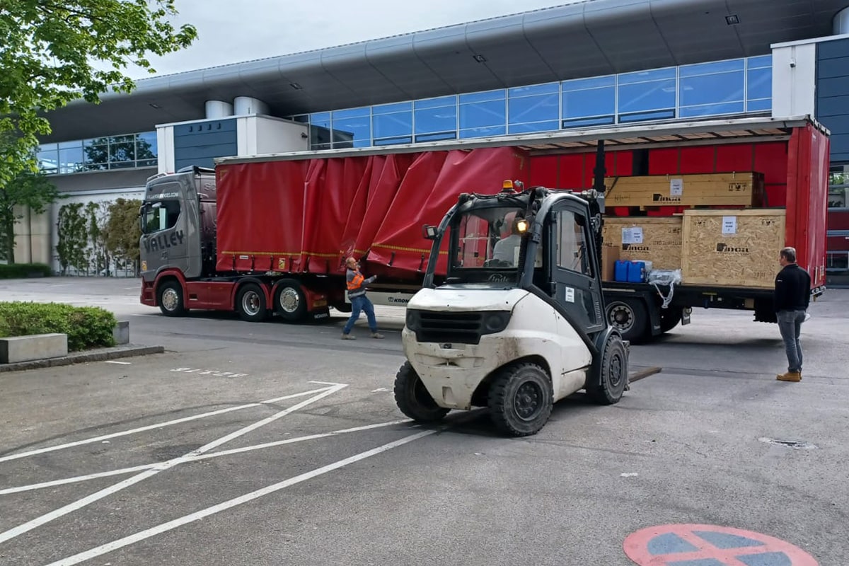 FESPA2023 Build Up3 800×1200